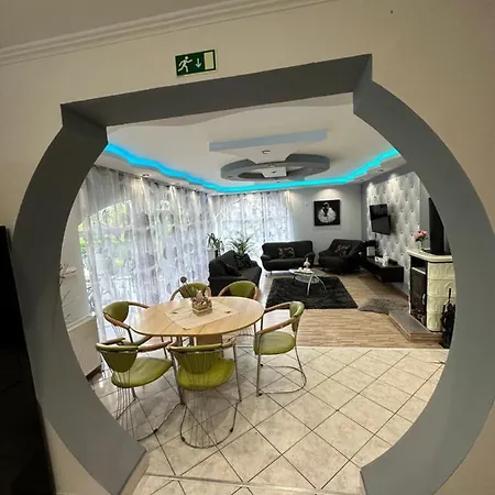 Δωμάτια σε οικογενειακή κατοικία Rena Vendeghaz Nagykanizsa