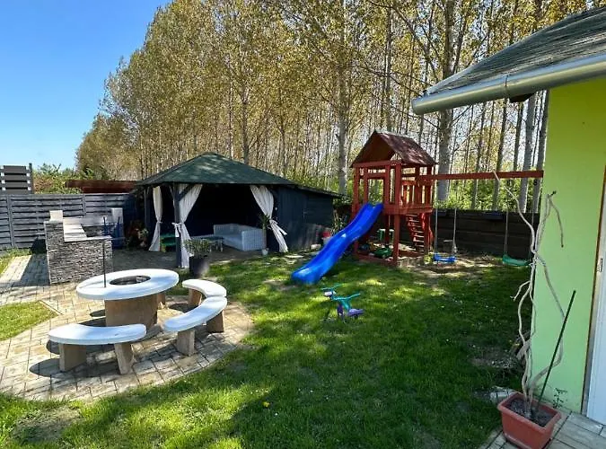 Rena Vendeghaz ホームステイ