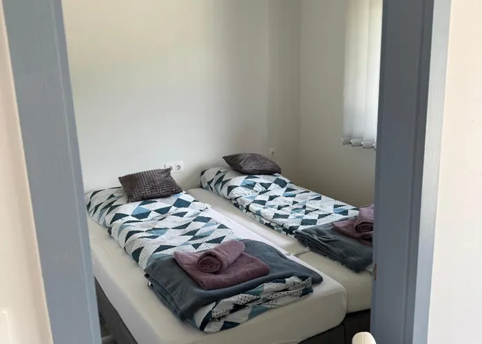 Rena Alloggio in famiglia